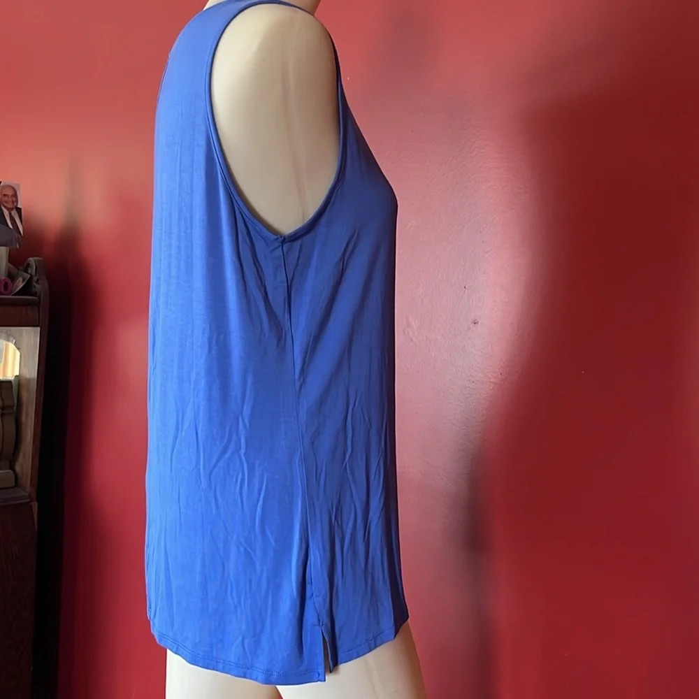 BNWOT White House black market dressy tank - Picture 6 of 12